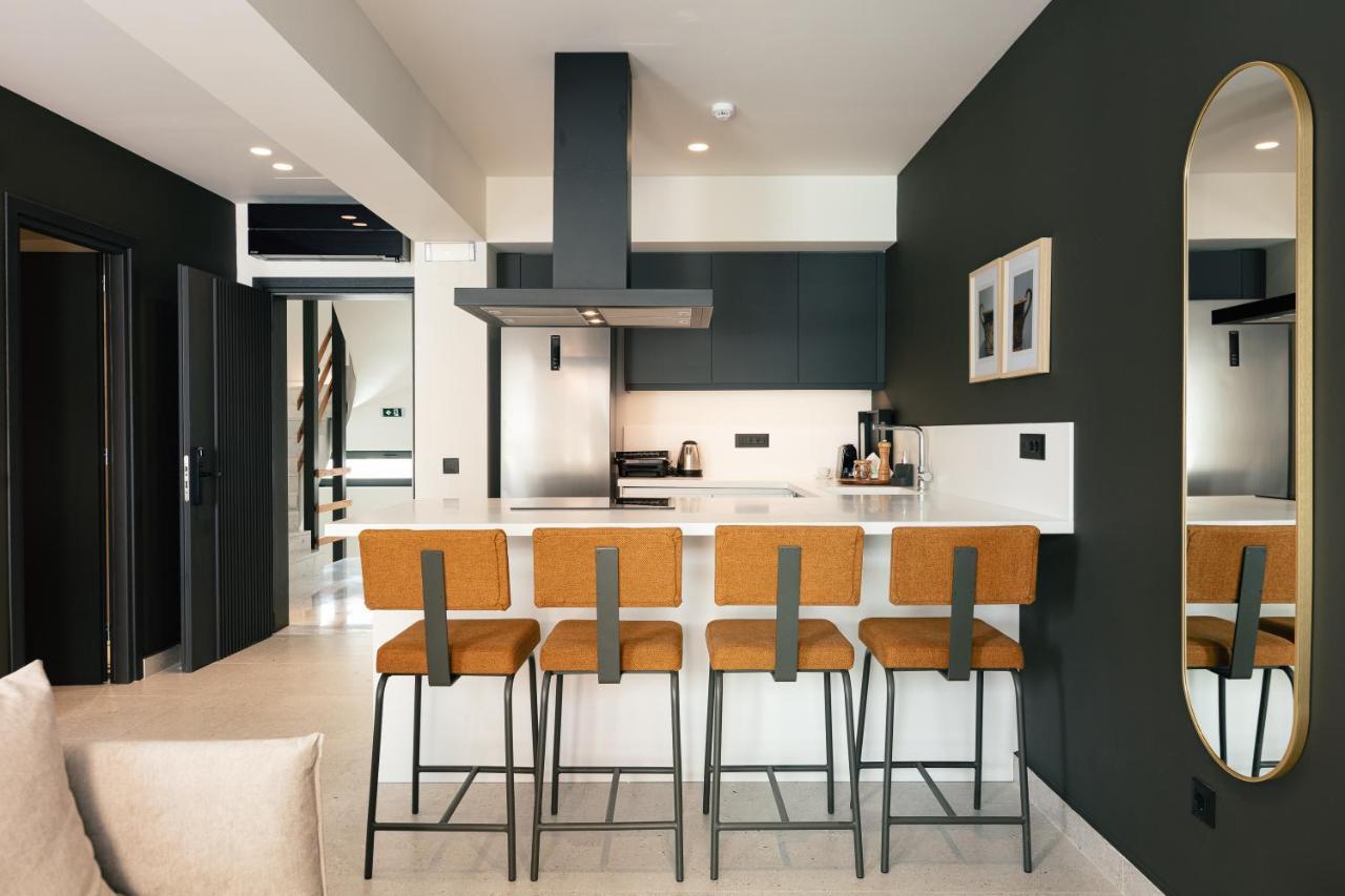 Porta Suites Héraklion Extérieur photo