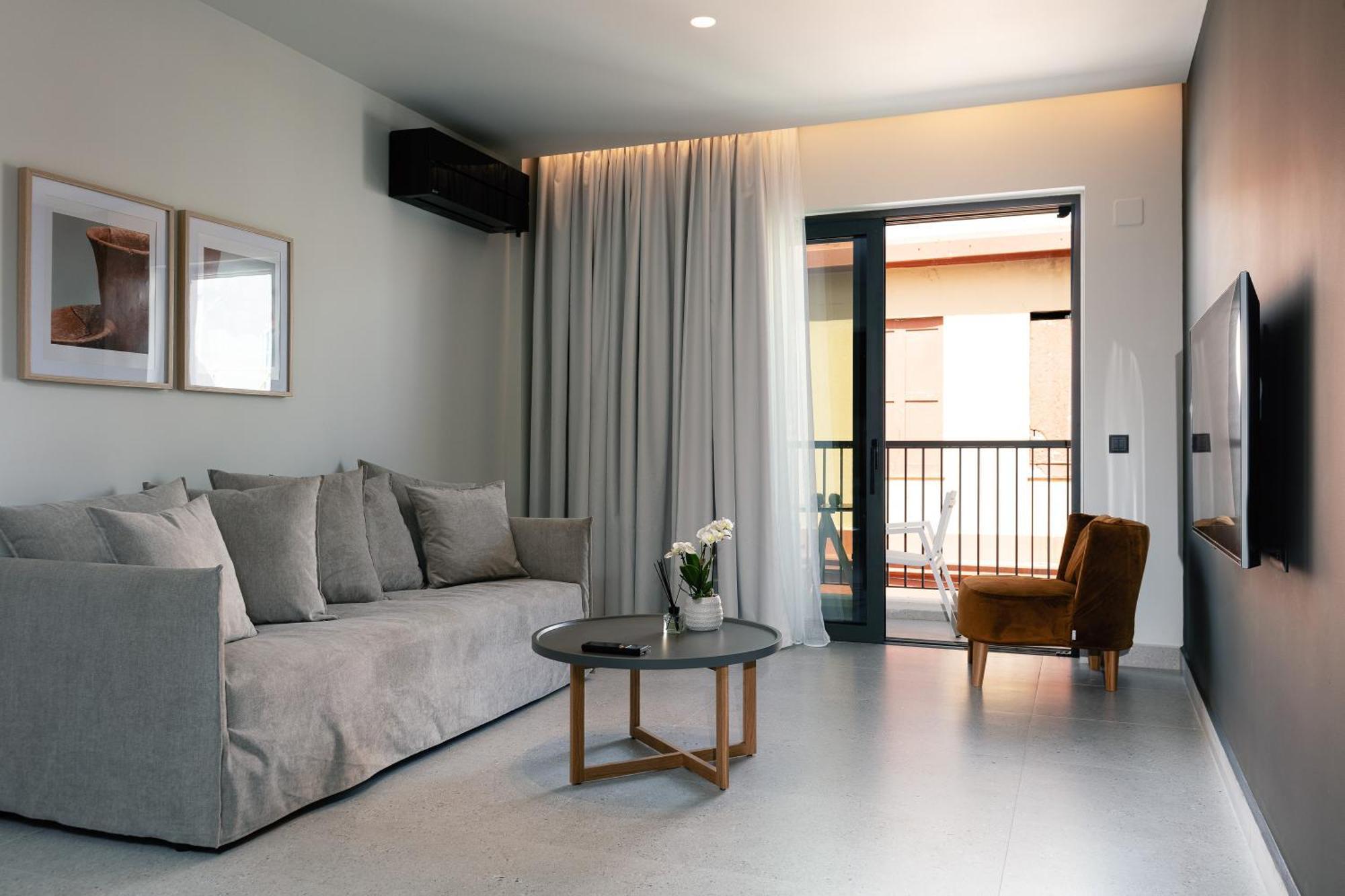 Porta Suites Héraklion Extérieur photo